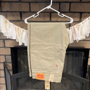 Levi’s 502 jeans khaki colored NWT 46x30